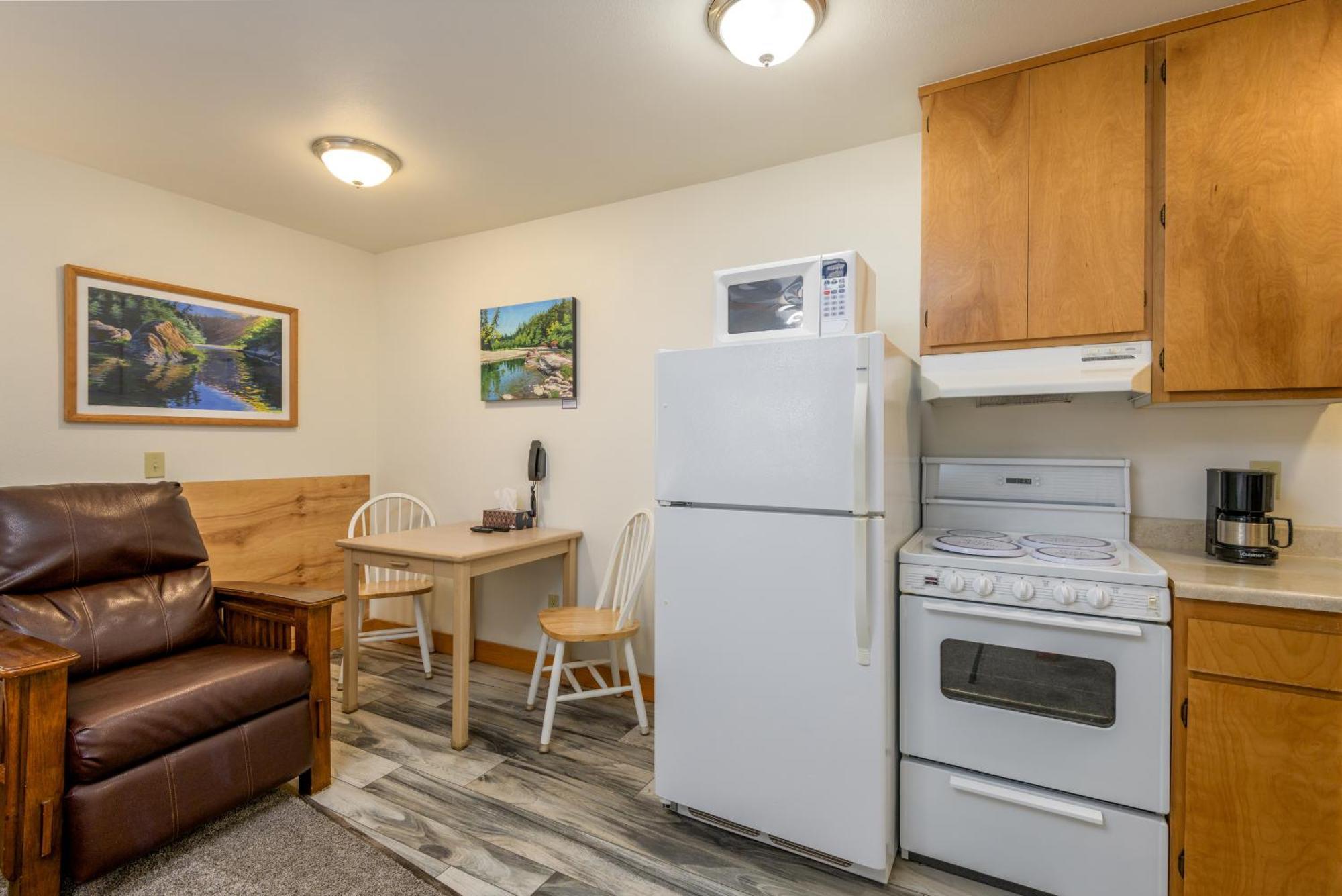 ברוקינגס Ocean Suites Motel מראה חיצוני תמונה